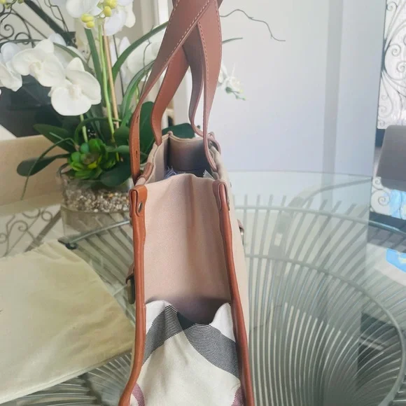 Burberry Nova Check Tan, Canvas and Leather Tote with Dust Cover - Picture 4 of 16